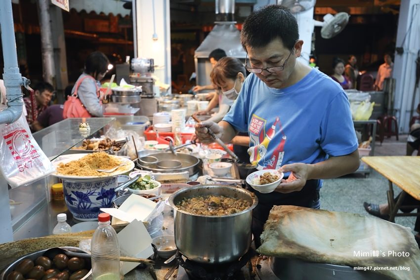 【台南宵夜】永樂市場水仙宮米糕：國華街深夜食堂，午夜還是很熱鬧的轉角~