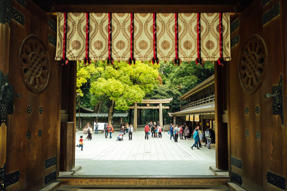 【東京景點】明治神宮散策：交通＆親子遊記彙整，東京原宿大森林看阿里山神木鳥居