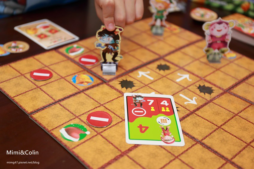 聖誕奪寶戰桌遊-14.jpg