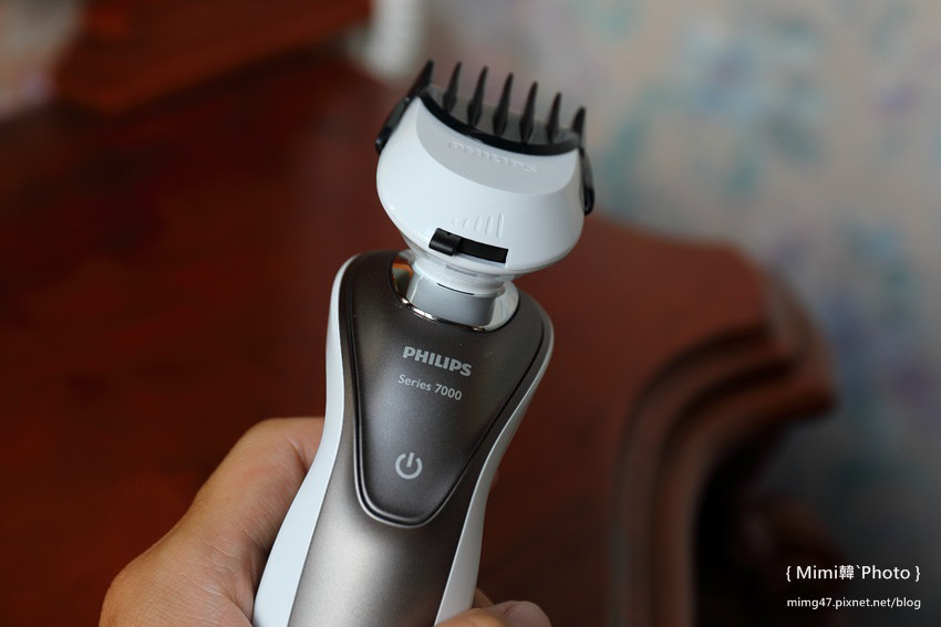 飛利浦動電刮鬍刀-12.jpg