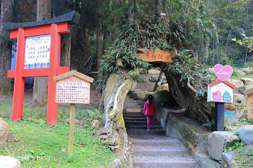 IMG_7443-9.jpg IMG_7443-9.jpg