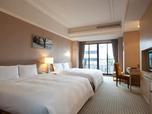 104995_14122615440024179631 (1).jpg 104995_14122615440024179631 (1).jpg