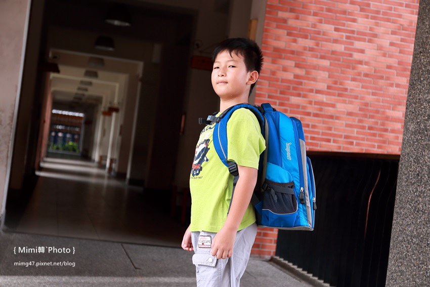 【書包推薦】impact怡寶調整型護脊書包：孩子書包怎麼選？護脊功能很重要！