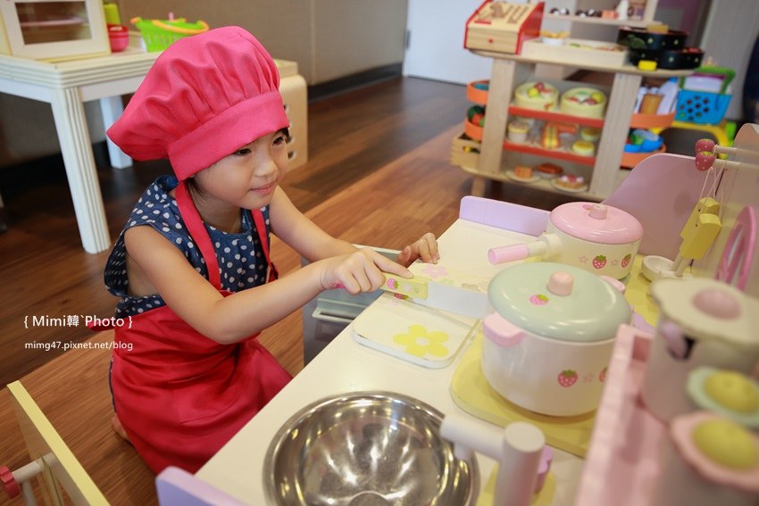 【台南親子景點】東區．樂歐樂親子童樂館：孩子的快樂時光，玩具遊戲很豐富，場場消毒很安心，還有Cosplay唷~