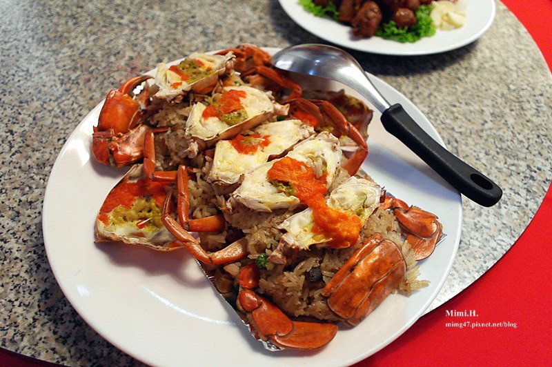 【台南美食】阿美飯店：府城50年的台菜餐廳，必點紅蟳米糕、沙鍋鴨！